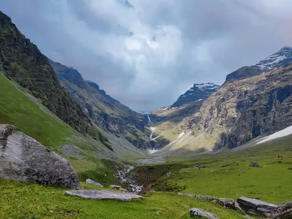 Trekking Destinations in the Himalayas to explore in 2025 4 Rupin Pass Trek